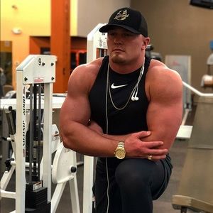 Meet your Posher, Logan